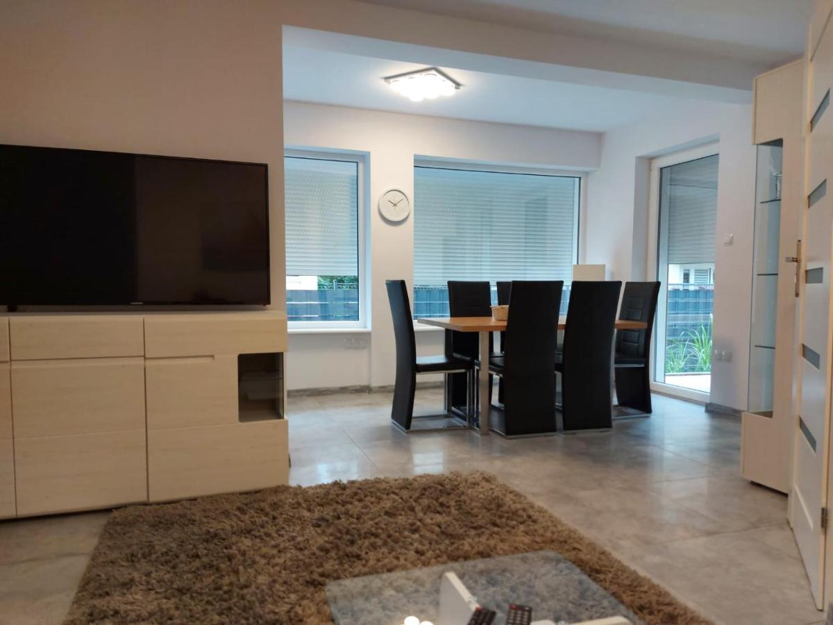 Apartament Z Duzym Tarasem Appartement Świnoujście Buitenkant foto