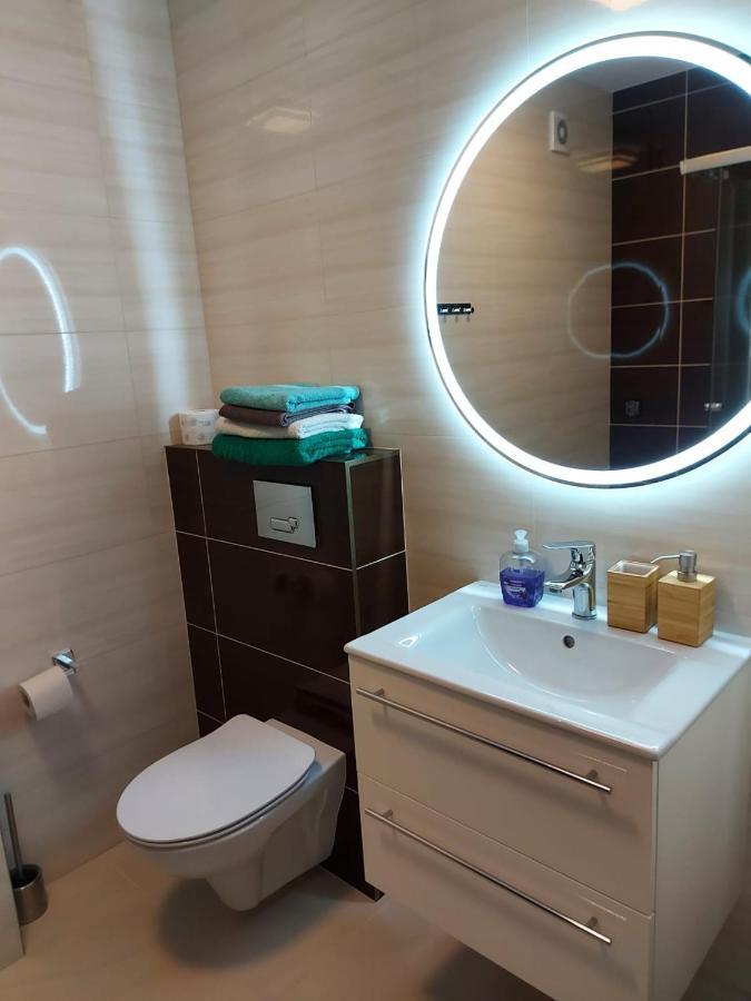 Apartament Z Duzym Tarasem Appartement Świnoujście Buitenkant foto