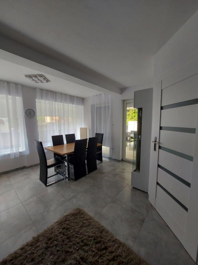 Apartament Z Duzym Tarasem Appartement Świnoujście Kamer foto